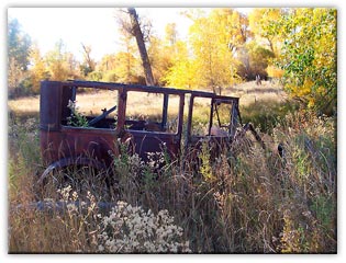 Old car from the Hermsmeyer Family near the Fenton House