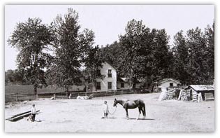Picture of a girl with the horse at The Fenton House in Sheridan Montana